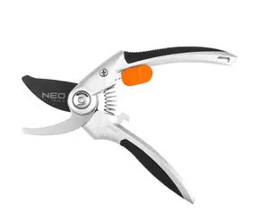 NEO TOOLS 15-212 /  Zahradní nůžky / průměr řezu 20mm / 210mm / délka čepele 46mm / ocelová čepel / hliníková rukojeť