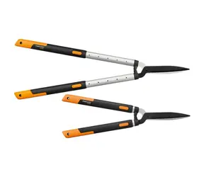 Fiskars SmartFit HS86 Nůžky na živý plot / teleskopické