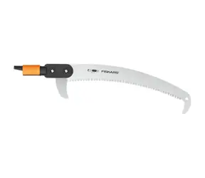 Fiskars QuikFit zahnutá pila / pro prořezávání stromů