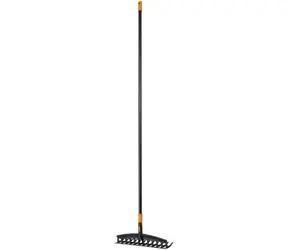 Fiskars Solid 1003466 Hrábě univerzální s násadou / Délka 165 cm / Šířka 42 cm
