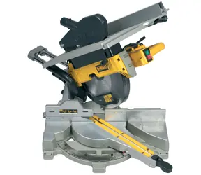 DeWalt D27112 / Pokosová pila / Průměr 305mm / 1600W / 3.650 ot-min / Hloubka řezu 51mm