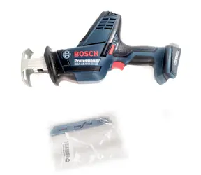 BOSCH GSA 18V-LI C + pilové listy / akumulátorová pila ocaska / 18V / Zdvih 21mm / až 3050 zd.z.min. / bez baterie 