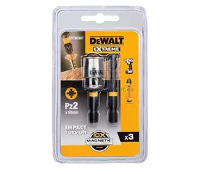 DeWalt DT70535T / sada bitů Impact Torsion Extreme / 2x Pz2 50 mm + magnetický držák Torsion