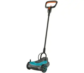 Gardena HandyMower 22/18V P4A / Aku  rotační sekačka / šířka záběru 22 cm / do 50 m2 / bez aku