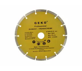GEKO G00252 / Řezný kotouč diamantový segmentový / 180 x 8 x 22.2 mm