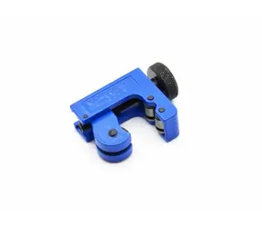 GEKO Řezačka trubek 3-22 mm 