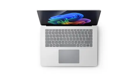 Microsoft Surface Laptop 7 platinová / Notebook / 15
