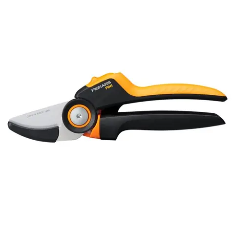 Fiskars X-series P941 Jednočepelové zahradní nůžky