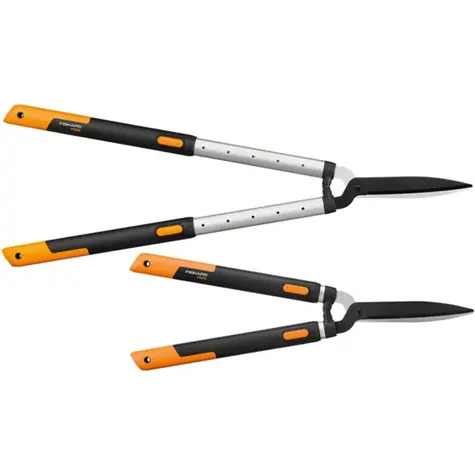 Fiskars SmartFit HS86 Nůžky na živý plot / teleskopické