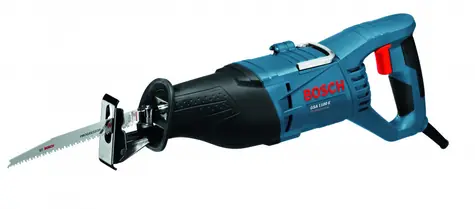 BOSCH GSA 1100 E / Pila ocaska / 1100W / Zdvih 28 mm / až 0-2700 z-min / kufr / 2x pilový plátek 